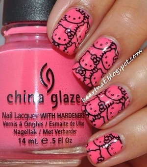 Hello Kitty nails!