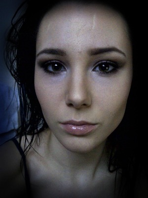 Easy day look using naked palettes :)