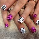 Pink Cheetah And White Zebra Print Nails.