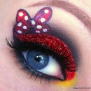 Minnie Mouse makeup