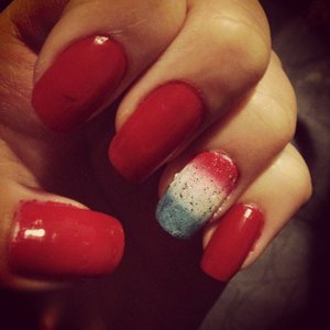 Simple nails for the fourth! (: 