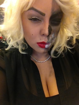 Half dead Marilyn Monroe