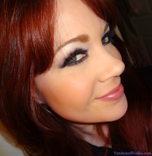This is a smoky purple eye that I did using Glamour Doll Eyes shadows :-) 
For more info, please visit VanityandVodka.com :-)
Hope you are having a beautiful day!