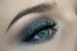 Eyeshadow are from the MUR beyond flawless palette. Lashhes are Ardell wispies. 
