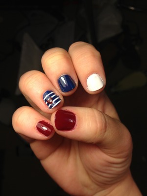 My nautical nails 