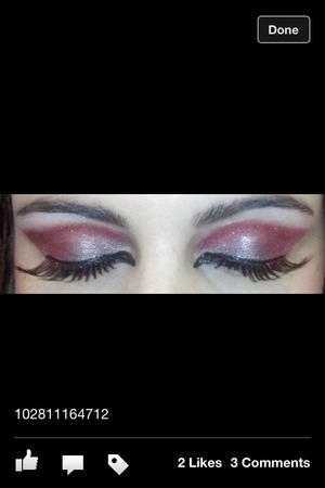 Eyeshadow look I created for my devil costume. 