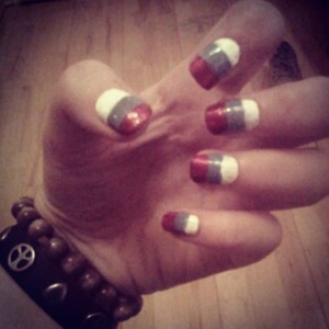 It was a Football match Serbia - Croatia on the 22.3 so I made this nails. Hope you like it :')