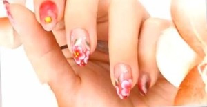 Korean floral nail design with folk art :D  
http://saranail.blogspot.kr 