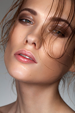Make up & Hair: Olga Blik 

Photographer: Konstantin Klimin

