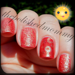 ‪#‎nailartaug‬ Sparkles. http://www.thepolishedmommy.com/2013/08/these-nails-are-on-fire.html