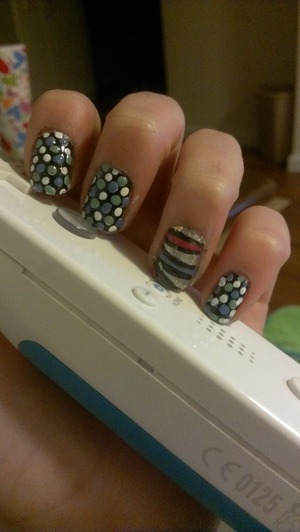 bored, easy nails :)