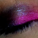 pink & black eyeshadow ??
