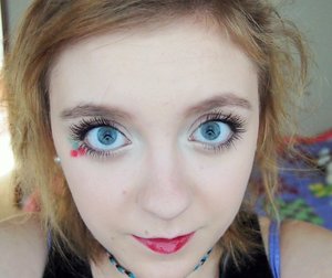 I did this super simple cherry eye makeup the other day for summer just for something new and fun!