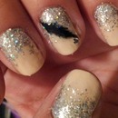 black feather nails 