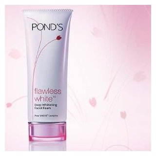 Ponds Flawless White Deep Whitening Facial Foam 