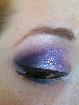 Glitter Flash :  Playing with glitter and fake lashes.