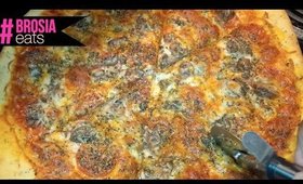Rob Makes Pizza!