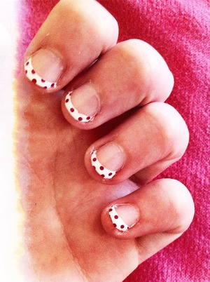 #frenchtip #nails #polkadot