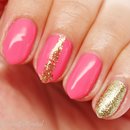 Hot pink & Glitzy Gold Nails