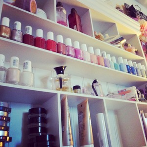 Essie collection!! It grows and I cant help fallin in love with pastels and a good formula