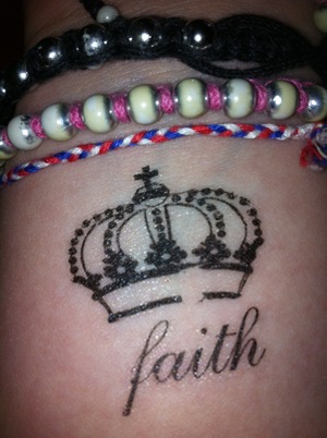 My temporary tattoo ( sorry it's a little rubbed off ) xx 👑