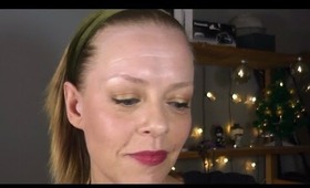 Getting Ready: Holiday Look #1