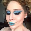 Eccentric Mermaid/Alien Oceanic Glittery Blue Cut Crease Makeup Tutorial