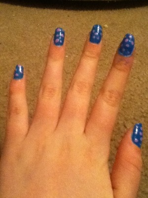 Just did my nails with my friend raia!!!! They game out so cool!!!!