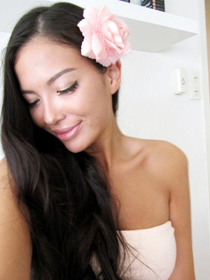 http://shikasarang.com/2012/06/22/charming-lash-review-from-bornprettystore-com