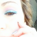 Blue make up