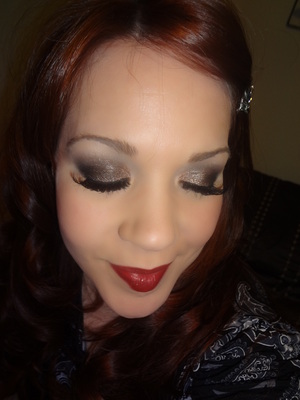 1930's Inspired Makeup using the Urban Decay Naked2 Palette