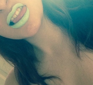 Neon lips 