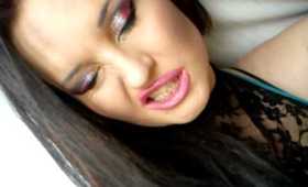 glamarous rainbow glitter eyeshadow