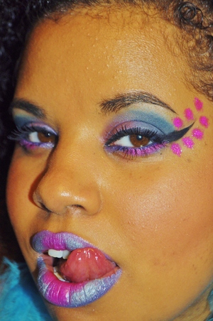 I was craving something sweet so my Makeup Look of the Week??? Inspired by Cotton Candy! 