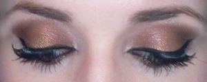 Also used the bronze colour from the smokey eye kit from Active cosmetics.