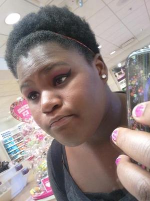 Yes. I took a pic at bath and body works lol.