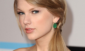 Best Beauty Looks At The 2011 AMAs