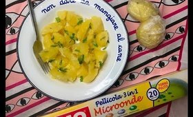 Patate lesse in pochi minuti con pellicola in microonde (metodo Antonella Clerici)