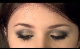 Duo-Chrome Navy & Gold Smokey Eye