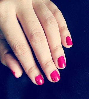 Bubblegum pink nails!