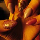 Love glitter nails ✨💅