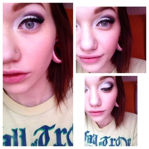 I did blend the eyeshadow a bit more after I took these pictures! 