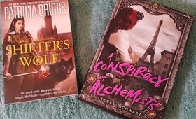 December's Bookcase.Club Unboxing
