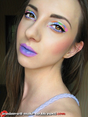 More pictures here: http://trustmyself-make-up.blogspot.com/2012/07/such-fun-with-lime-crime.html