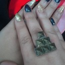 Navy, nude and gold! 