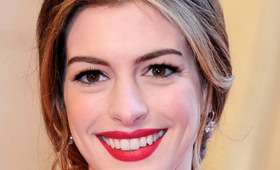 Oscar Makeup 2011: Anne Hathaway