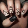 Cheetah Nails 