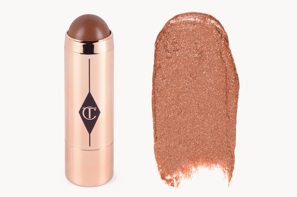 Bombshell Bronzers Why We Love Charlotte Tilburys Beach