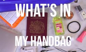 What's In My Handbag: Travel Edition | Lily Pebbles