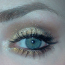 Sparkly gold/brown smokey eye with rosy nude lips